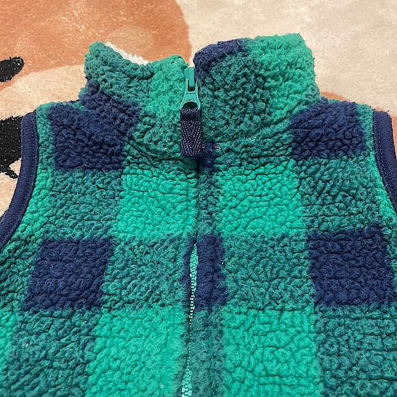 Carter’s Baby Boy Vest 6m - Picture 2 of 6